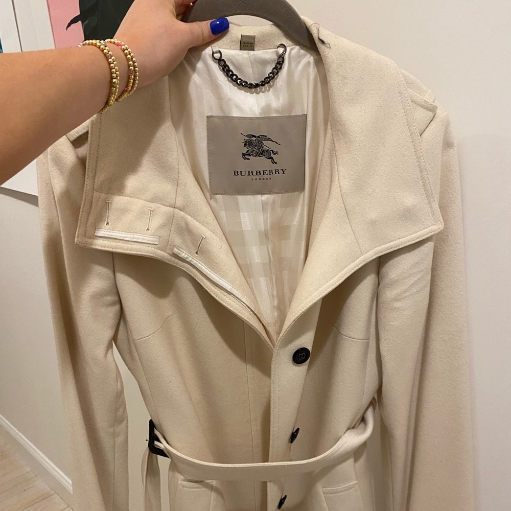 BURBERRY trench coat